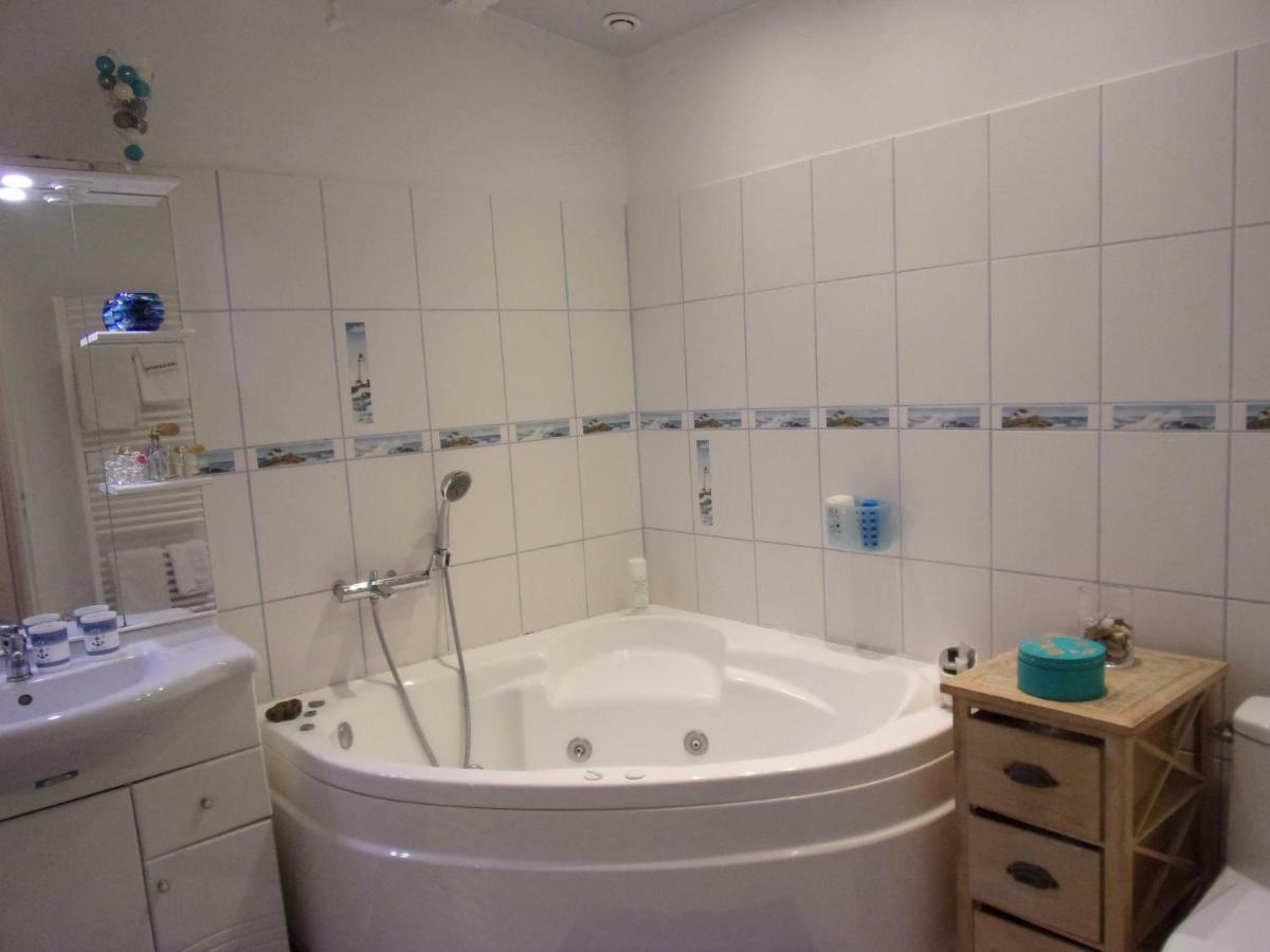 Les Roches De Coigne Apartment Sainte-Anne-sur-Vilaine Ngoại thất bức ảnh